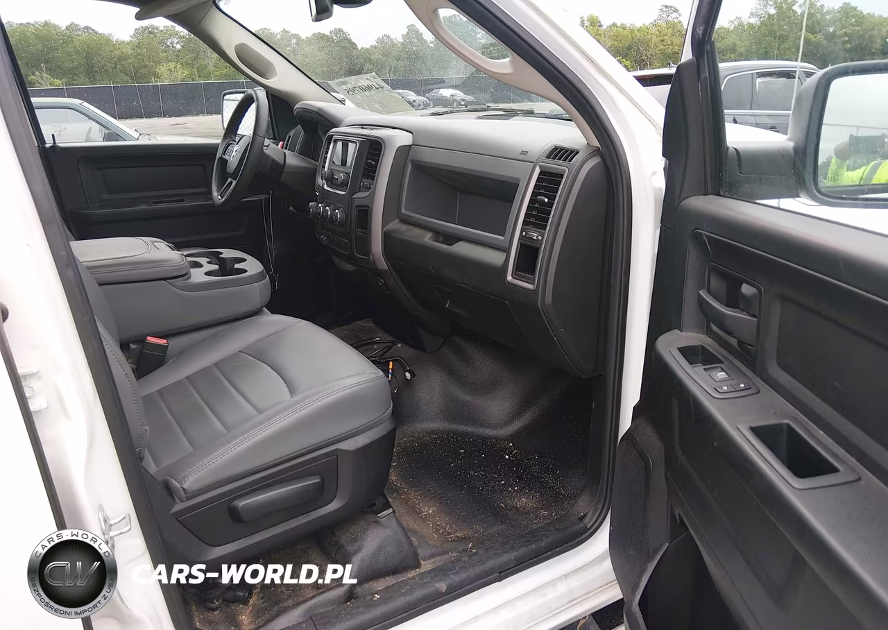 2019 Ram 1500 Classic Tradesman 4X4 6'4 Box VIN:1C6RR7FG8KS656763 - 5