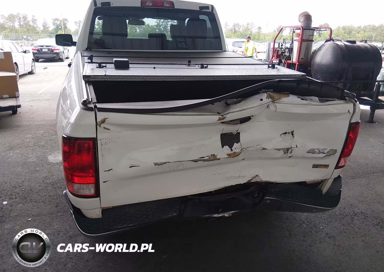 2019 Ram 1500 Classic Tradesman 4X4 6'4 Box VIN:1C6RR7FG8KS656763 - 6