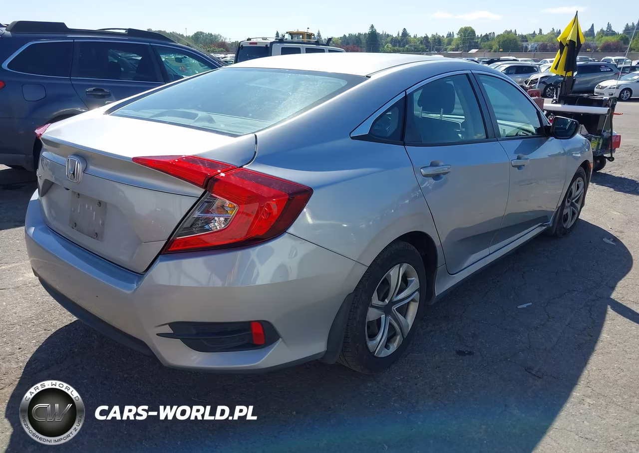 2018 Honda Civic Lx VIN:2HGFC2F57JH538029 - 4