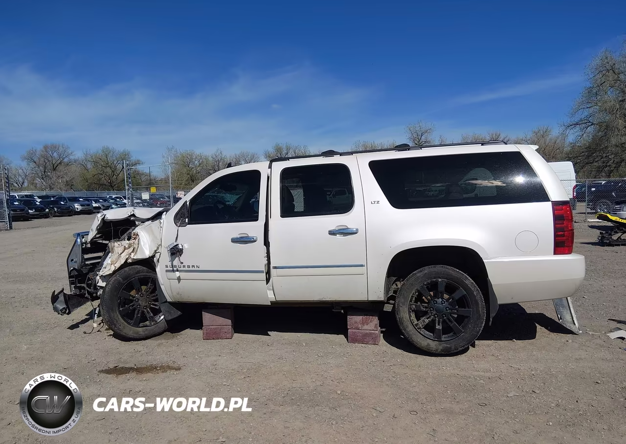 2011 Chevrolet Suburban 1500 Ltz VIN:1GNSKKE34BR103087 - 14