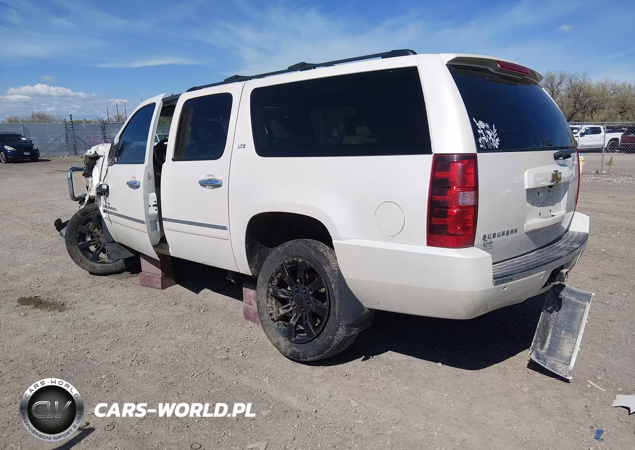 2011 Chevrolet Suburban 1500 Ltz VIN:1GNSKKE34BR103087 - 3