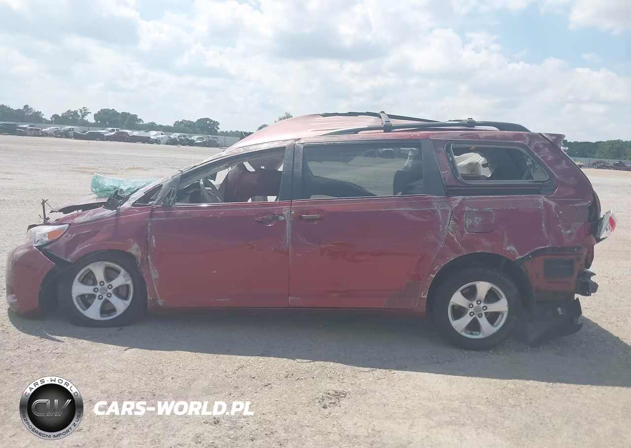 2011 Toyota Sienna Le V6 VIN:5TDKK3DC4BS131571 - 13