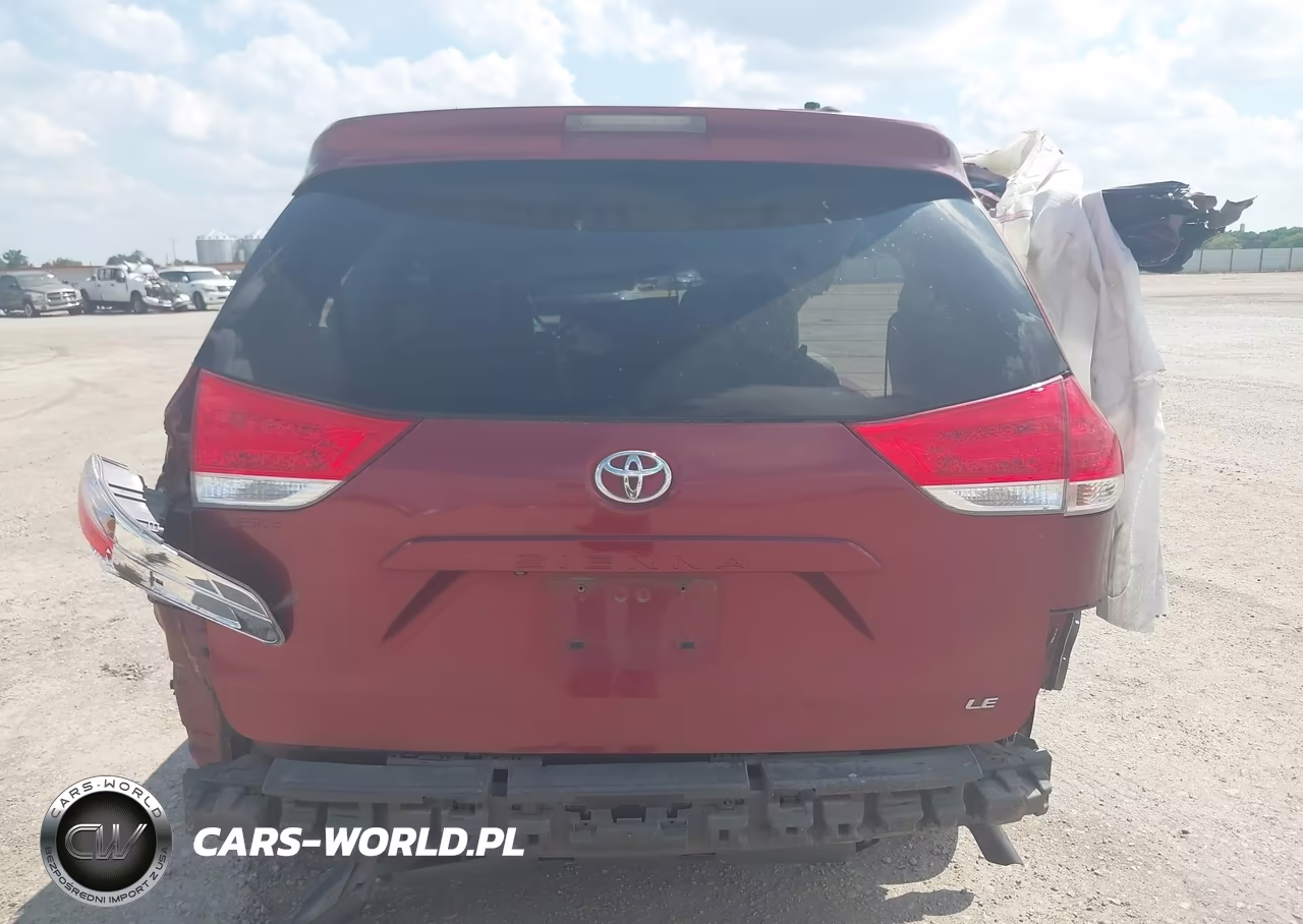 2011 Toyota Sienna Le V6 VIN:5TDKK3DC4BS131571 - 15