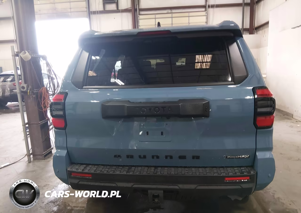 2025 Toyota 4Runner Hybrid Trd Off Road VIN:JTEVB5BR4S5005941 - 17