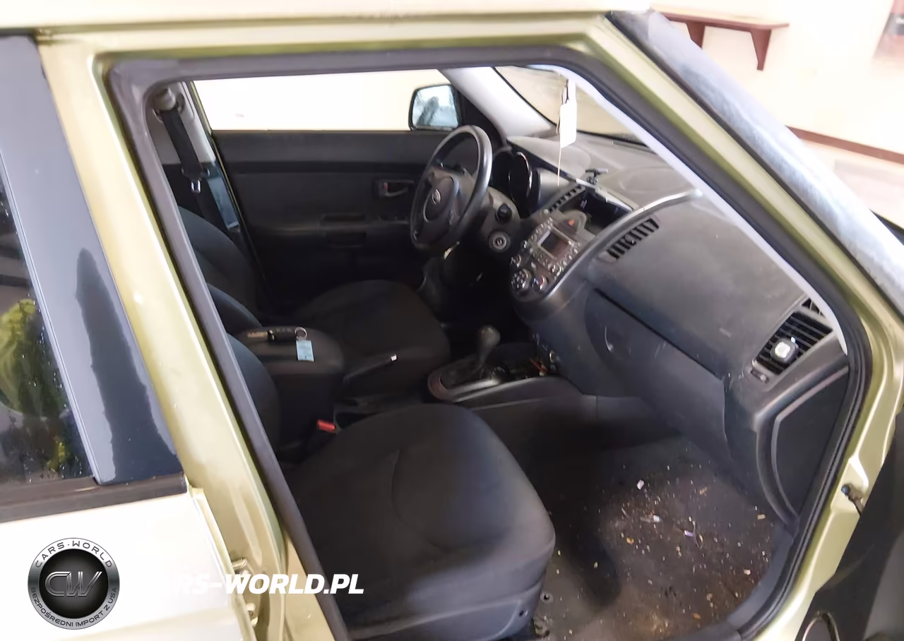 2011 Kia Soul + VIN:KNDJT2A29B7220500 - 5