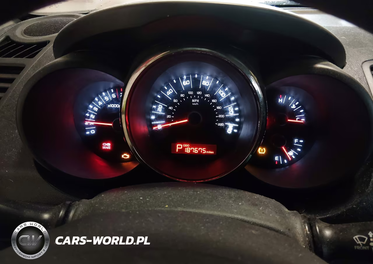 2011 Kia Soul + VIN:KNDJT2A29B7220500 - 7