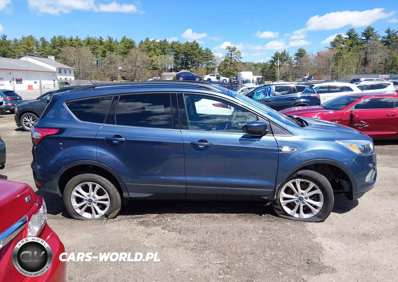 2018 Ford Escape Se VIN:1FMCU9GD1JUB75779 - 12