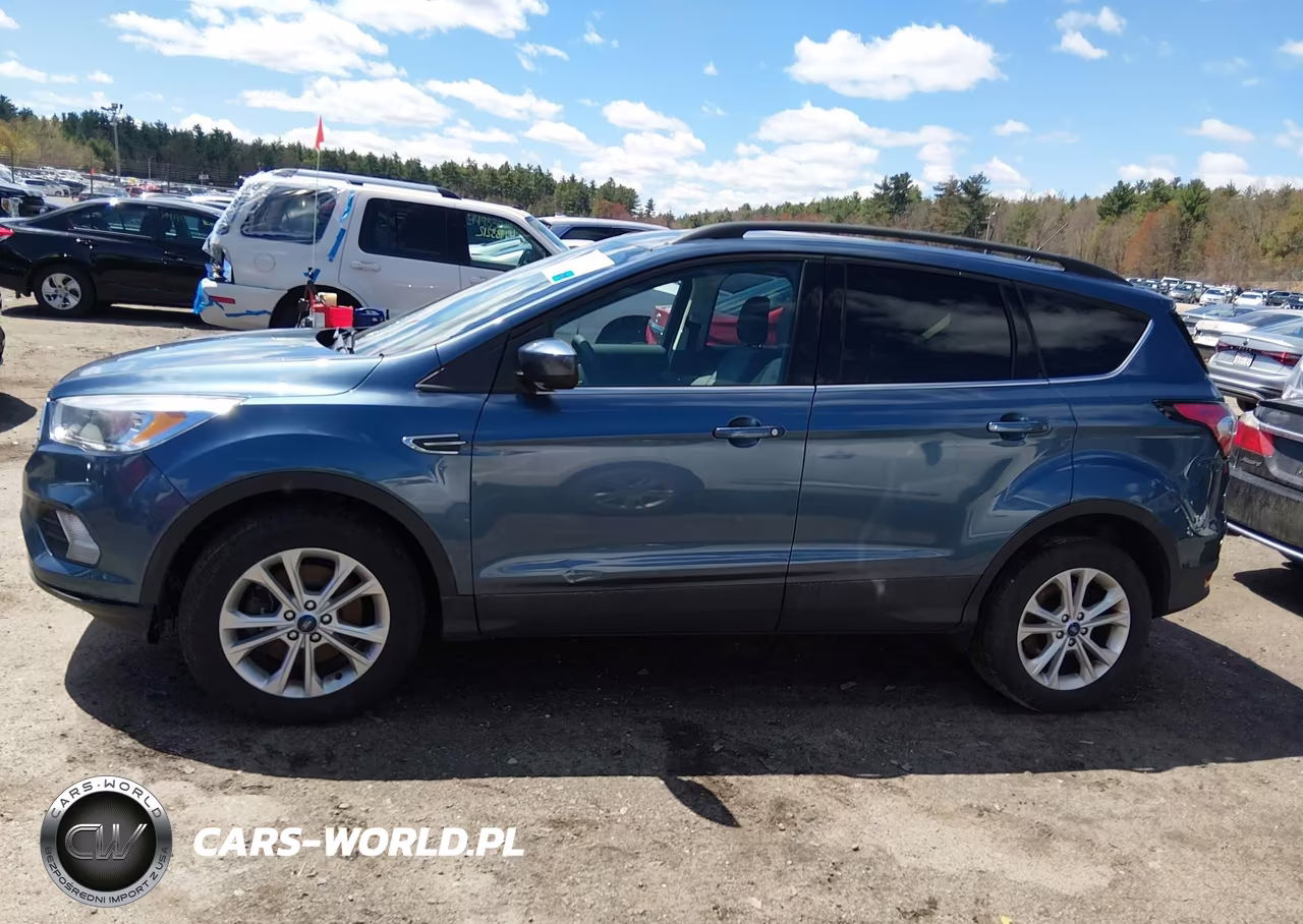 2018 Ford Escape Se VIN:1FMCU9GD1JUB75779 - 13