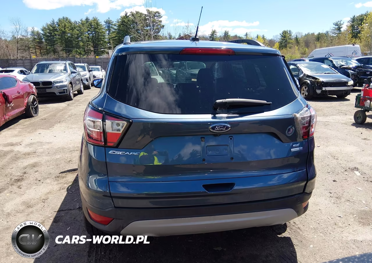 2018 Ford Escape Se VIN:1FMCU9GD1JUB75779 - 15