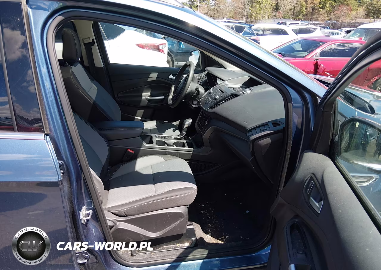 2018 Ford Escape Se VIN:1FMCU9GD1JUB75779 - 5