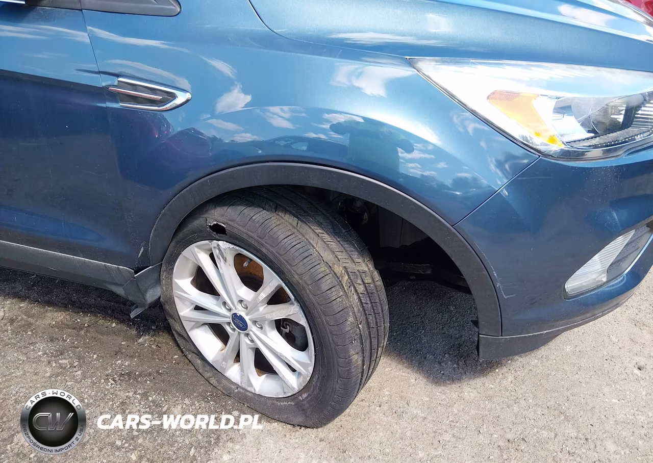 2018 Ford Escape Se VIN:1FMCU9GD1JUB75779 - 6