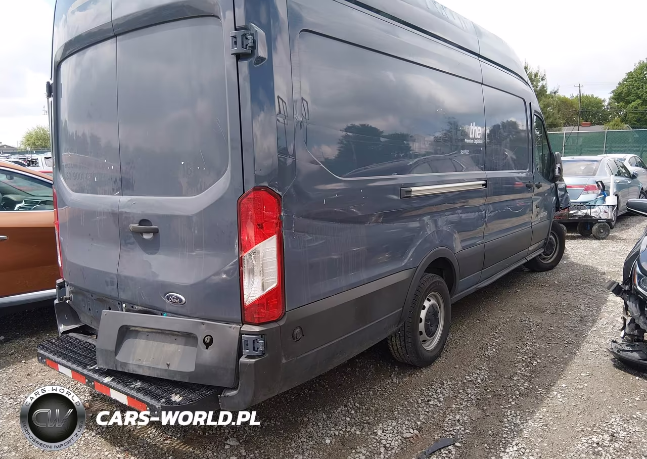 2019 Ford Transit-250 VIN:1FTYR3XM8KKB29369 - 4