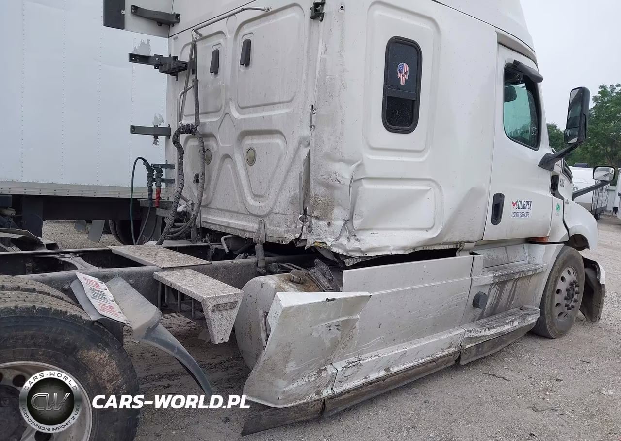 2020 Freightliner New Cascadia 126 VIN:3AKJHHDR9LSLG5115 - 11