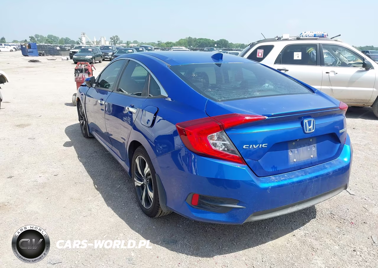 2016 Honda Civic Touring VIN:19XFC1F96GE040811 - 3