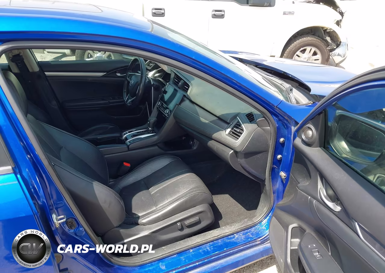 2016 Honda Civic Touring VIN:19XFC1F96GE040811 - 5