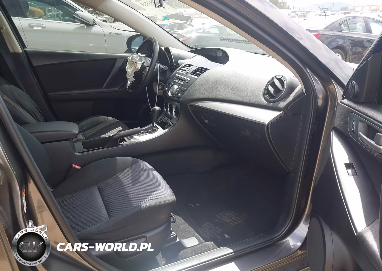 2010 Mazda Mazda3 I Touring VIN:JM1BL1SGXA1165713 - 5