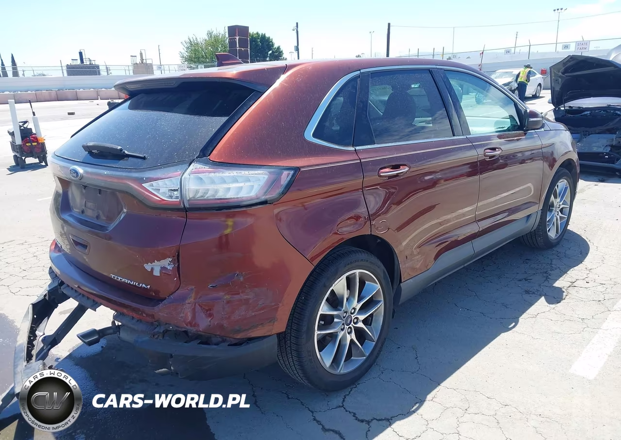 2015 Ford Edge Titanium VIN:2FMTK3K87FBC29662 - 4