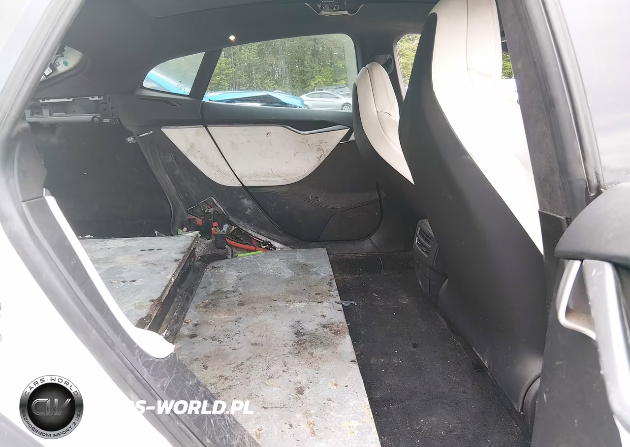 2018 Tesla Model S VIN:5YJSA1E25JF292205 - 8