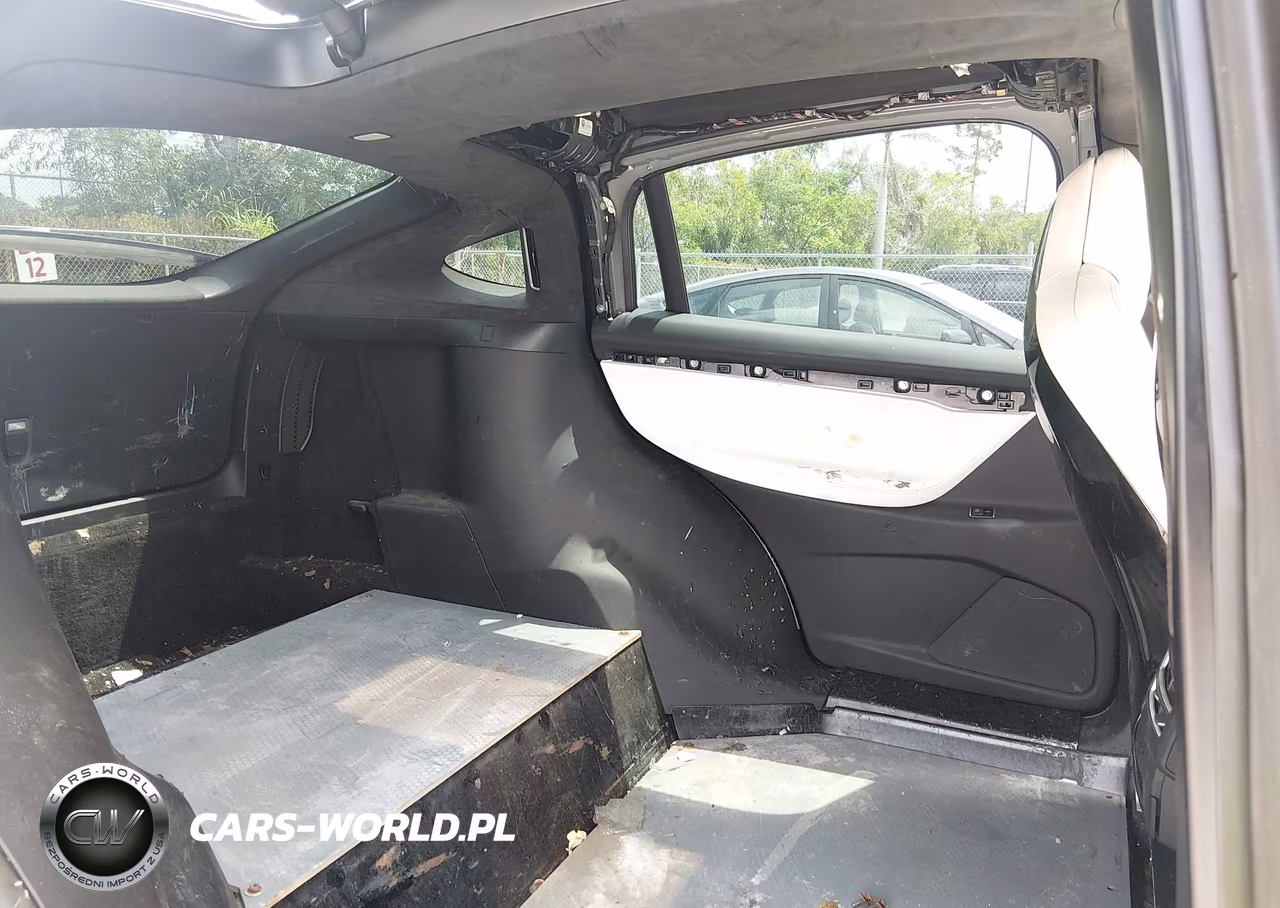 2017 Tesla Model X 100D-75D-90D VIN:5YJXCBE21HF039270 - 7