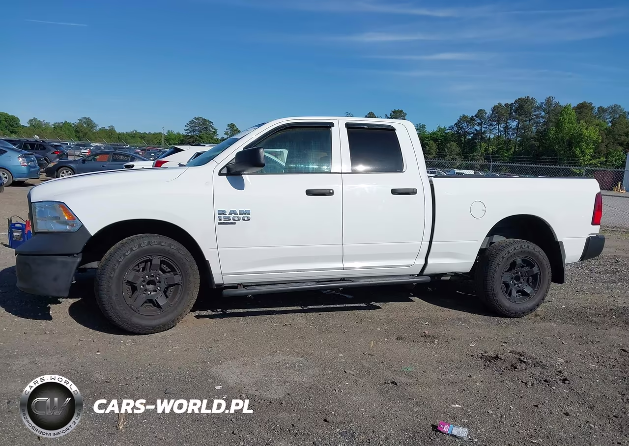 2019 Ram 1500 Classic Tradesman 4X2 6'4 Box VIN:1C6RR6FG8KS529845 - 14