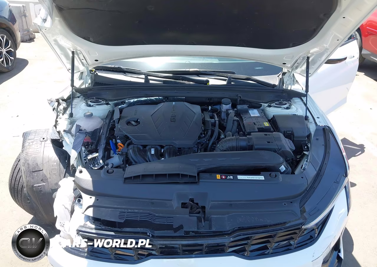 2025 Kia K5 Lxs VIN:KNAG24J73S5371216 - 10