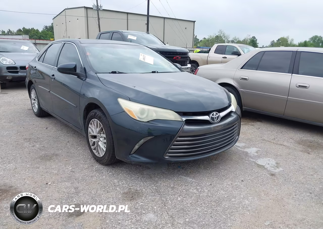 2016 Toyota Camry Le