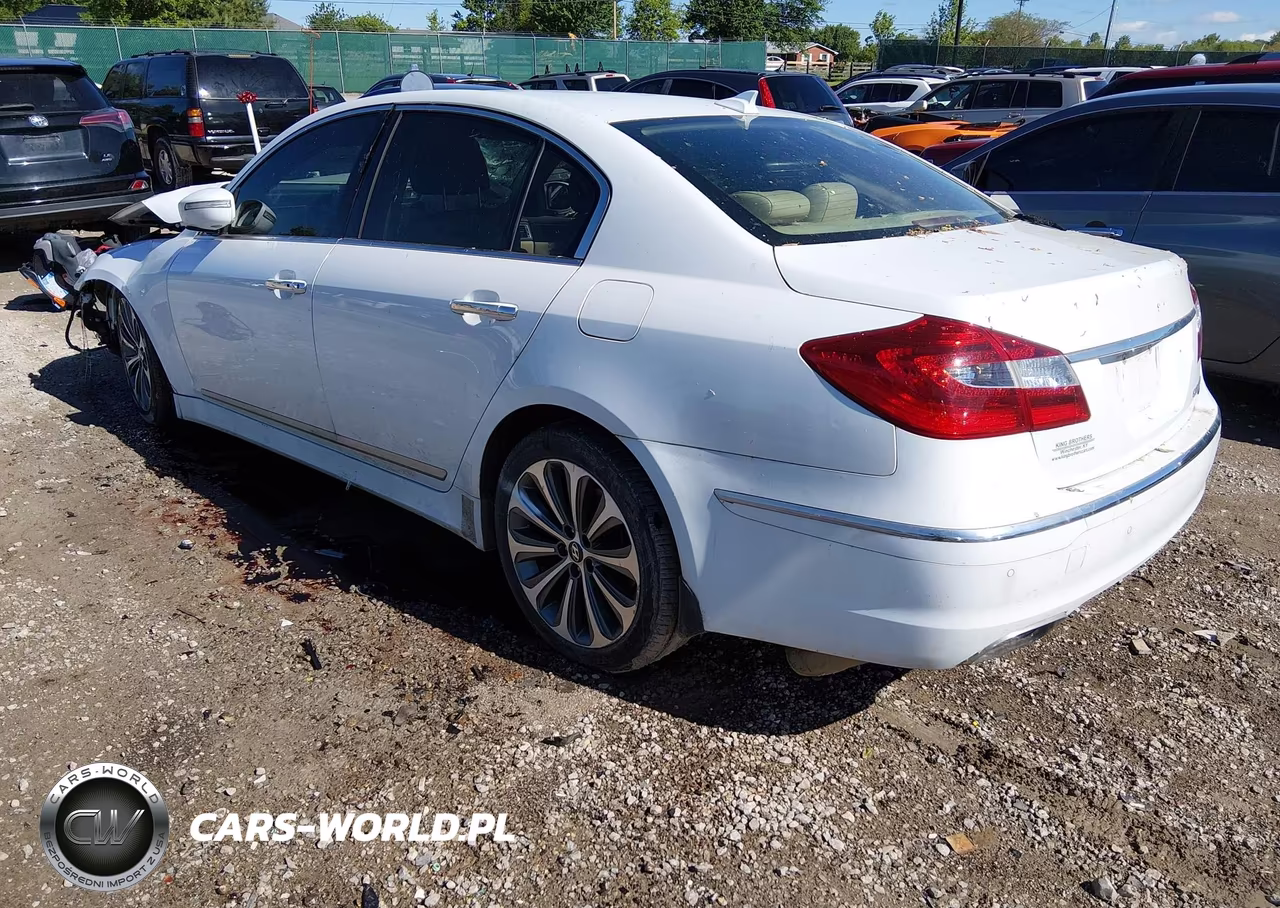 2013 Hyundai Genesis 5.0 R-Spec VIN:KMHGC4DH9DU258007 - 3