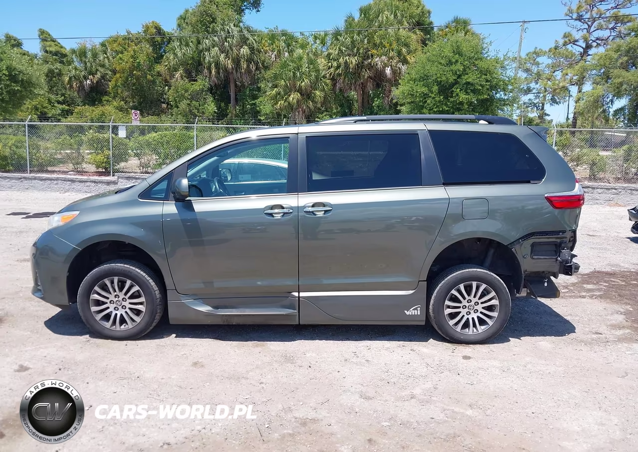 2020 Toyota Sienna Xle VIN:5TDYZ3DC5LS081979 - 15