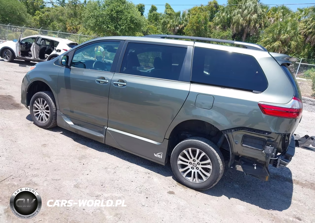 2020 Toyota Sienna Xle VIN:5TDYZ3DC5LS081979 - 3