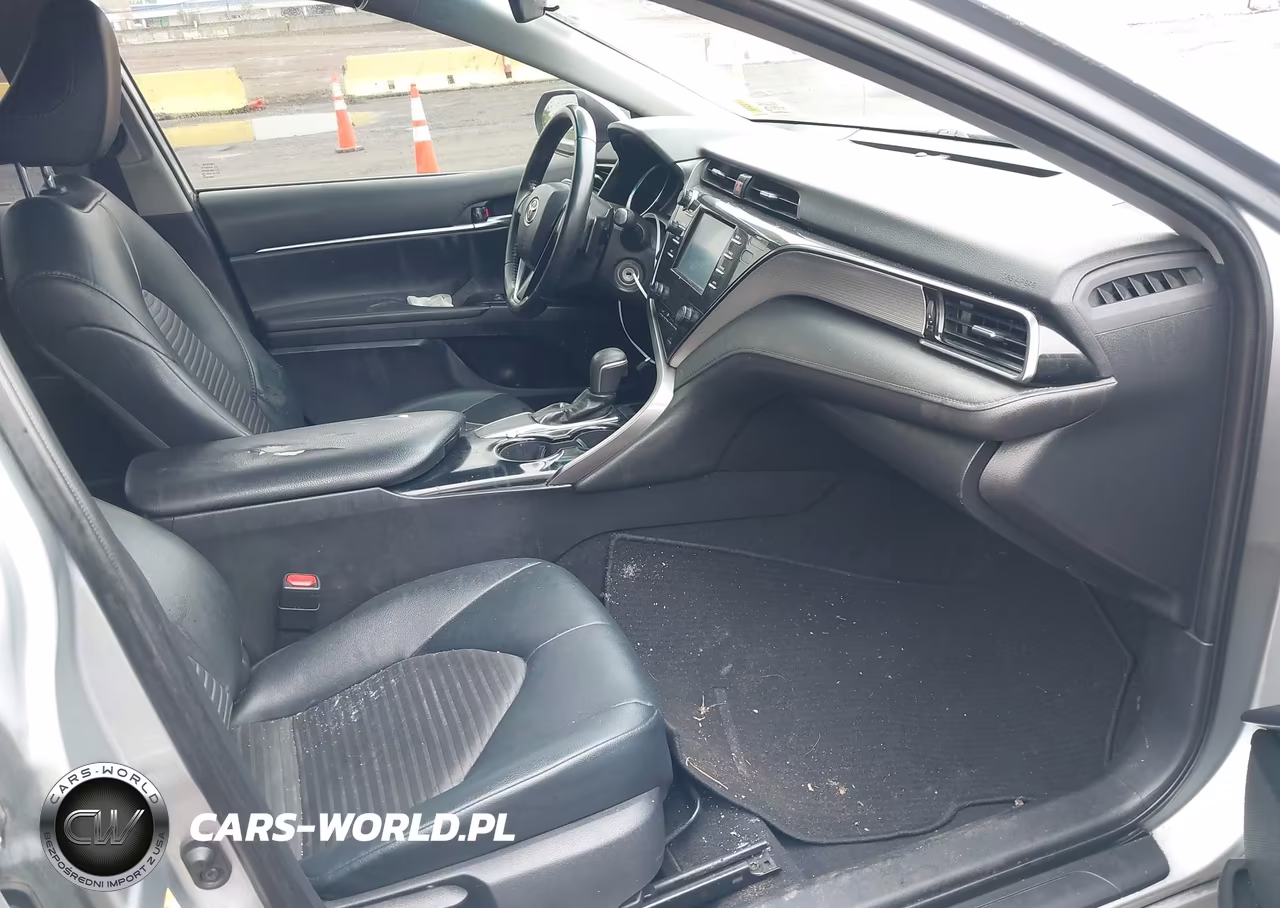 2019 Toyota Camry Se VIN:4T1B11HKXKU725548 - 5