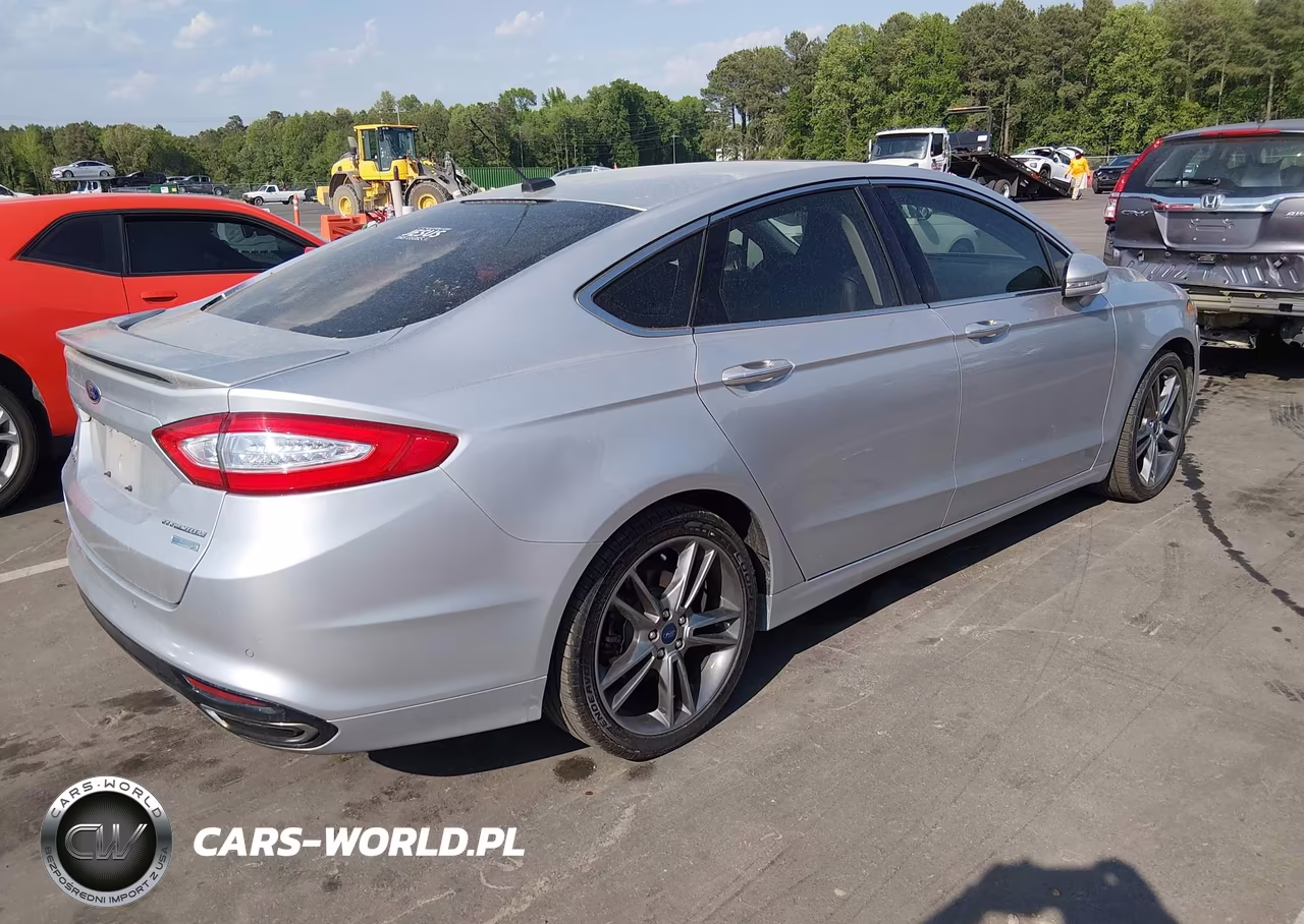 2015 Ford Fusion Titanium VIN:3FA6P0K93FR300728 - 4