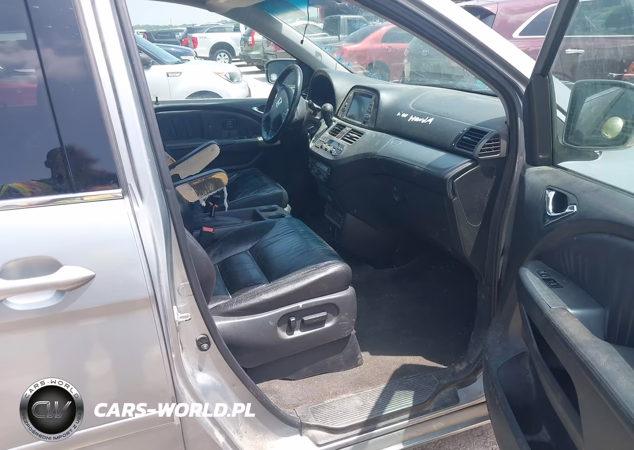 2009 Honda Odyssey Touring VIN:5FNRL38949B025629 - 5