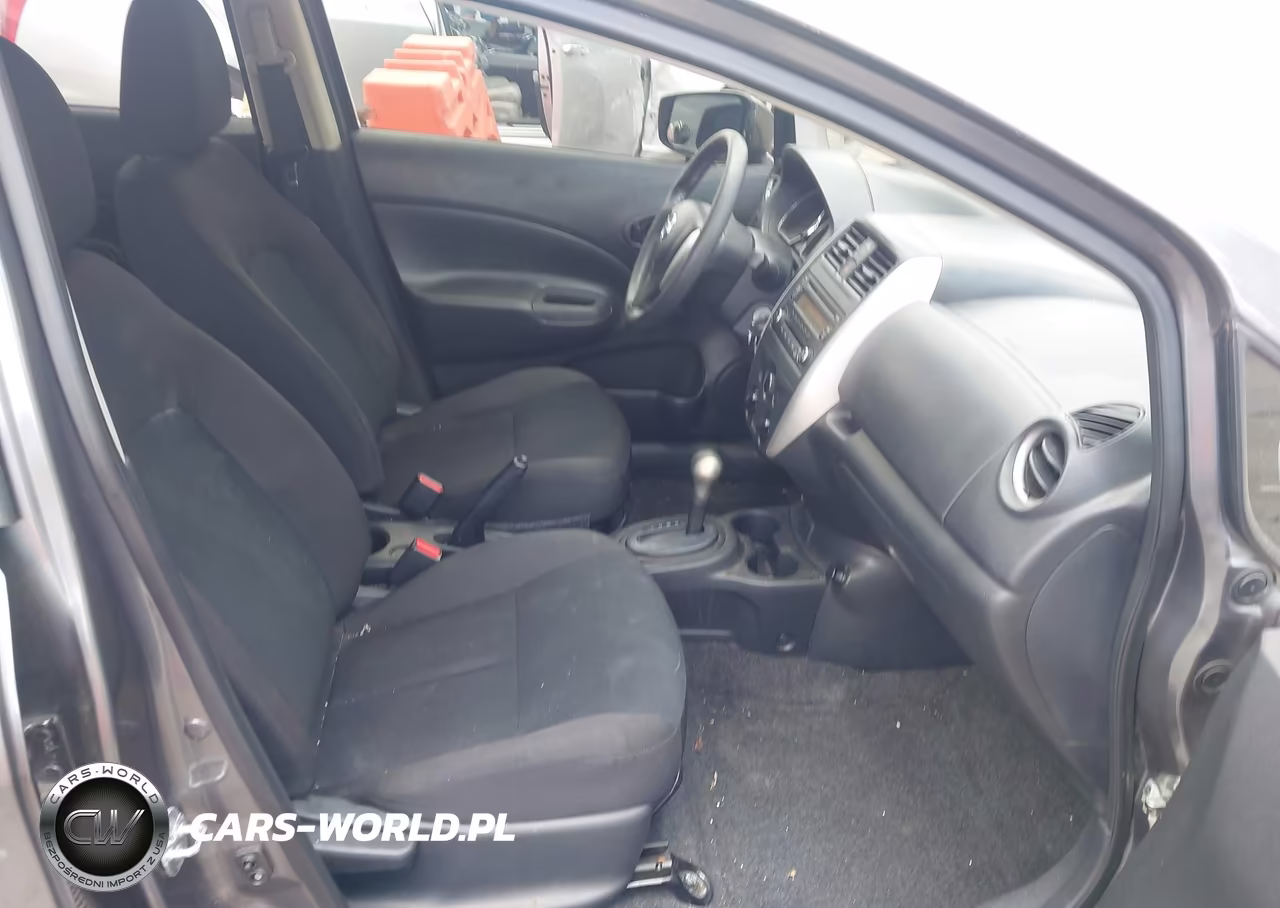 2018 Nissan Versa Note S VIN:3N1CE2CP3JL359367 - 5