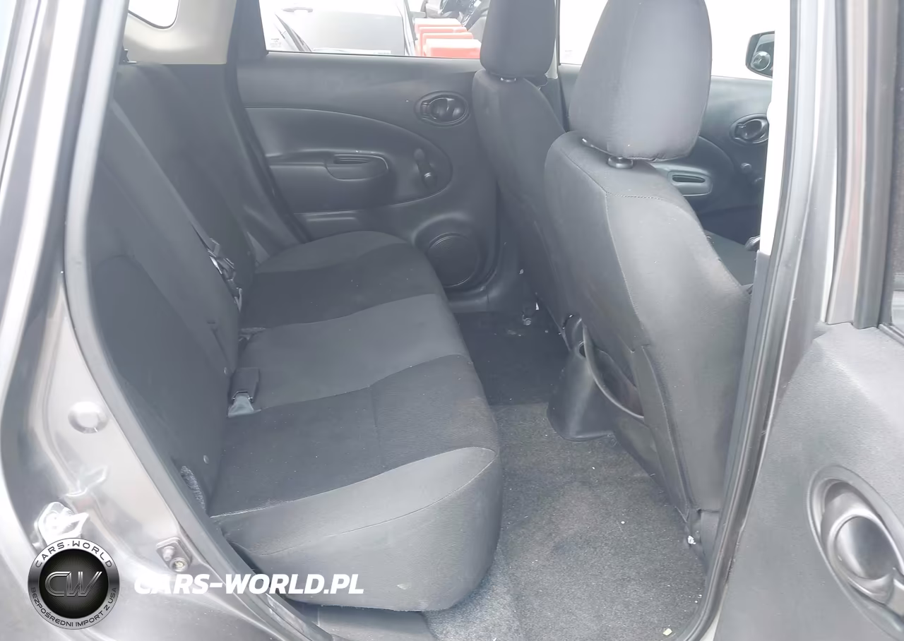 2018 Nissan Versa Note S VIN:3N1CE2CP3JL359367 - 8