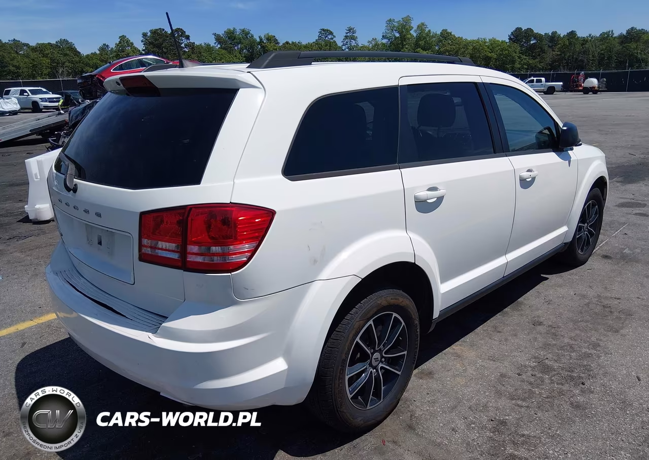 2018 Dodge Journey Se VIN:3C4PDCAB0JT518179 - 4