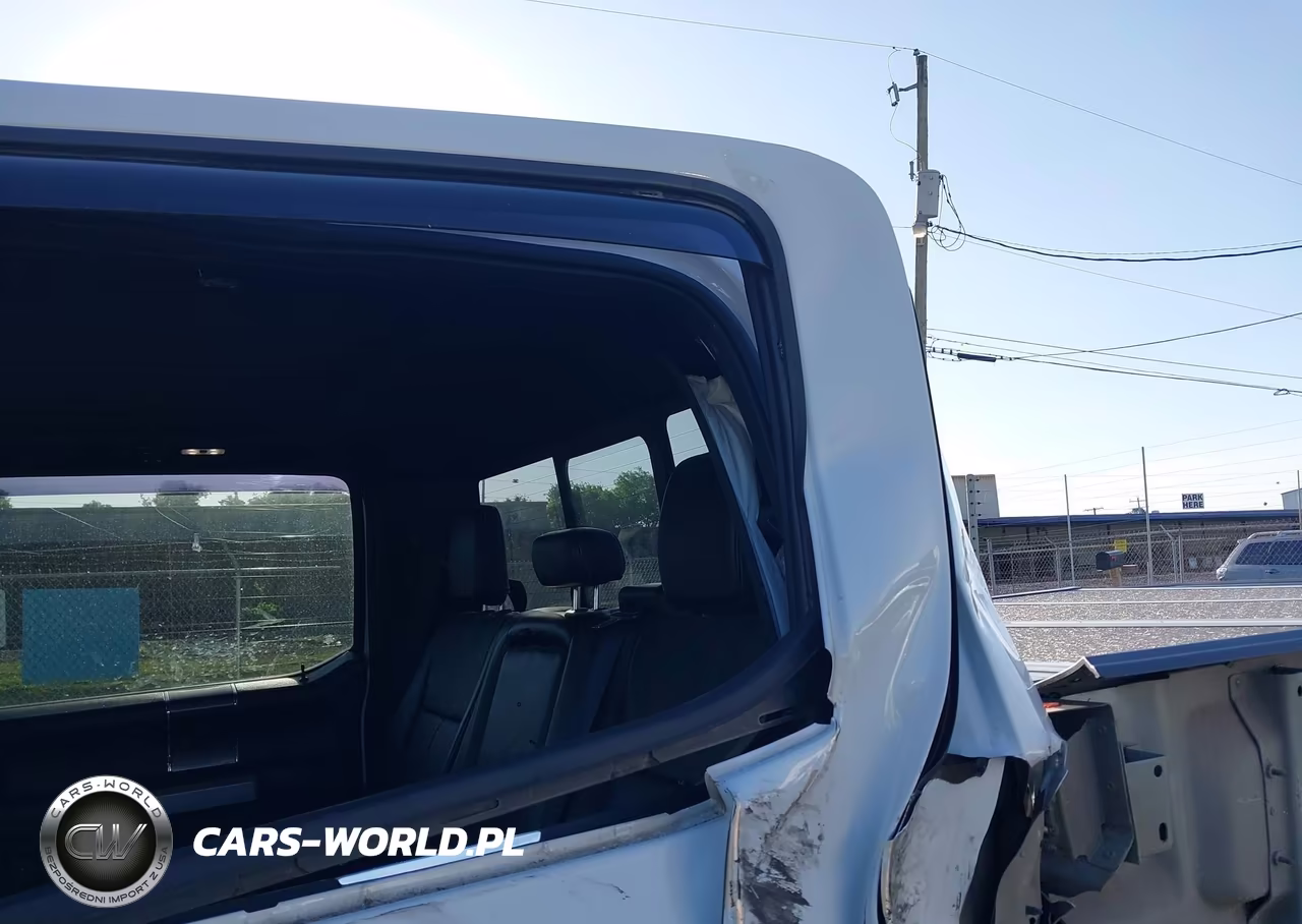 2018 Ford F-150 Lariat VIN:1FTFW1EG5JFA91043 - 17