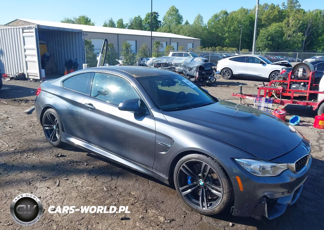 2015 BMW M4