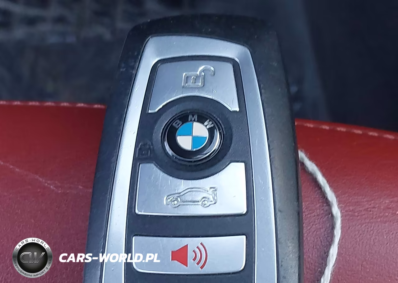 2015 BMW M4 VIN:WBS3R9C52FK329206 - 11