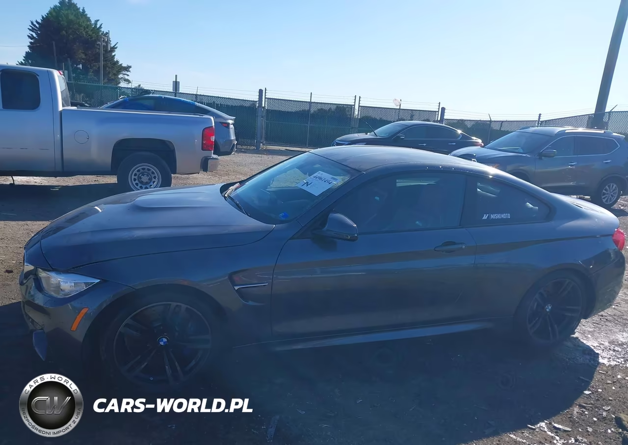 2015 BMW M4 VIN:WBS3R9C52FK329206 - 14