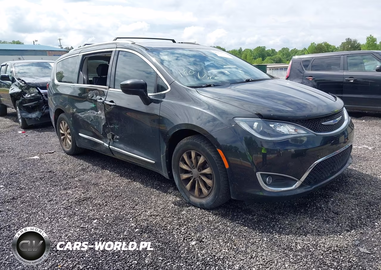 2018 Chrysler Pacifica Touring L – zdjęcie 1 z 16