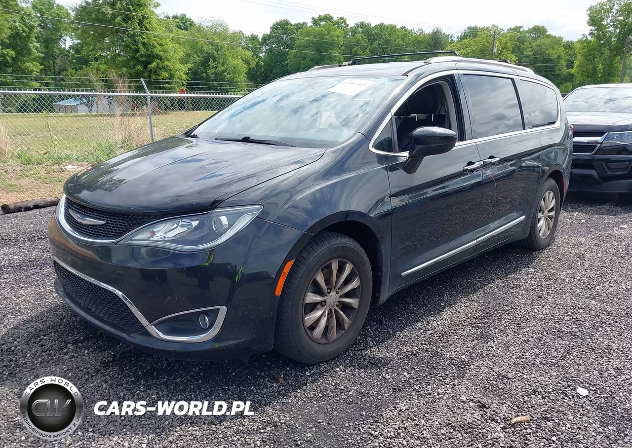 2018 Chrysler Pacifica Touring L VIN:2C4RC1BG2JR277349 - 2