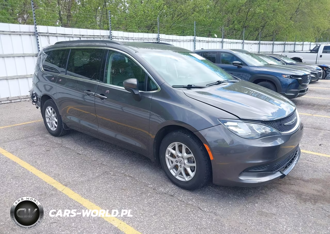 2021 Chrysler Voyager Lxi – zdjęcie 1 z 22
