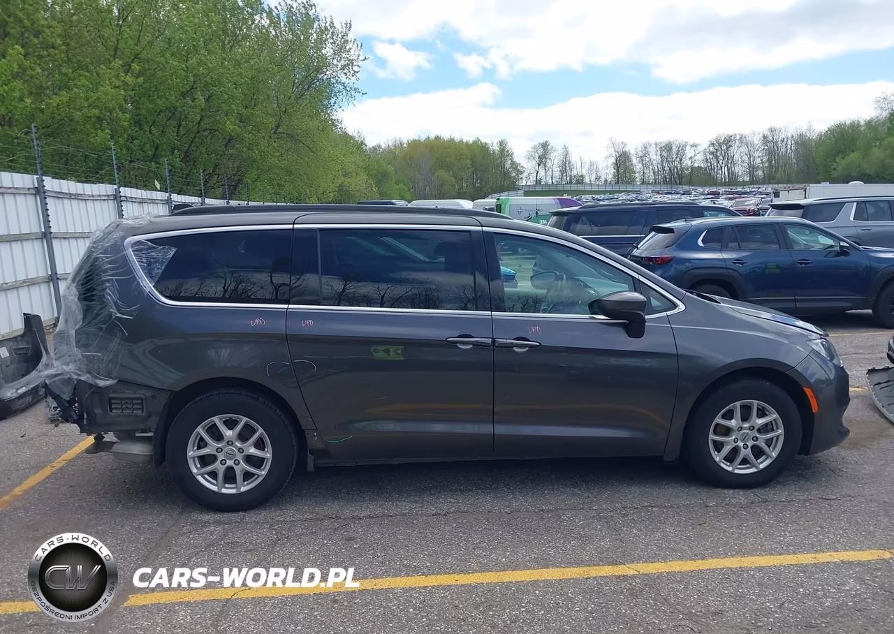 2021 Chrysler Voyager Lxi VIN:2C4RC1DGXMR513618 - 14