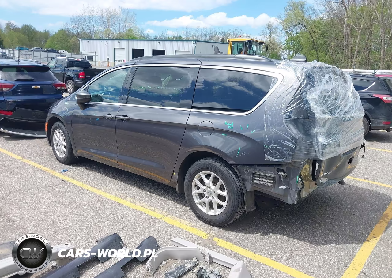 2021 Chrysler Voyager Lxi VIN:2C4RC1DGXMR513618 - 3