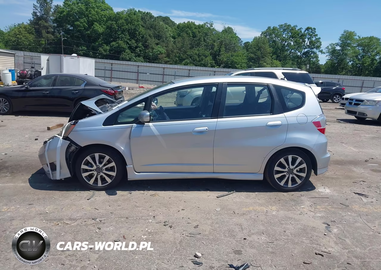 2012 Honda Fit Sport VIN:JHMGE8H59CC002765 - 14