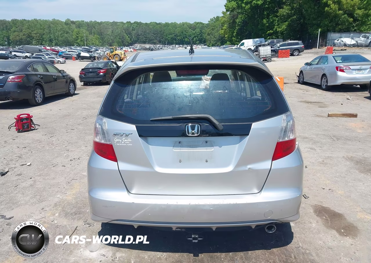 2012 Honda Fit Sport VIN:JHMGE8H59CC002765 - 16