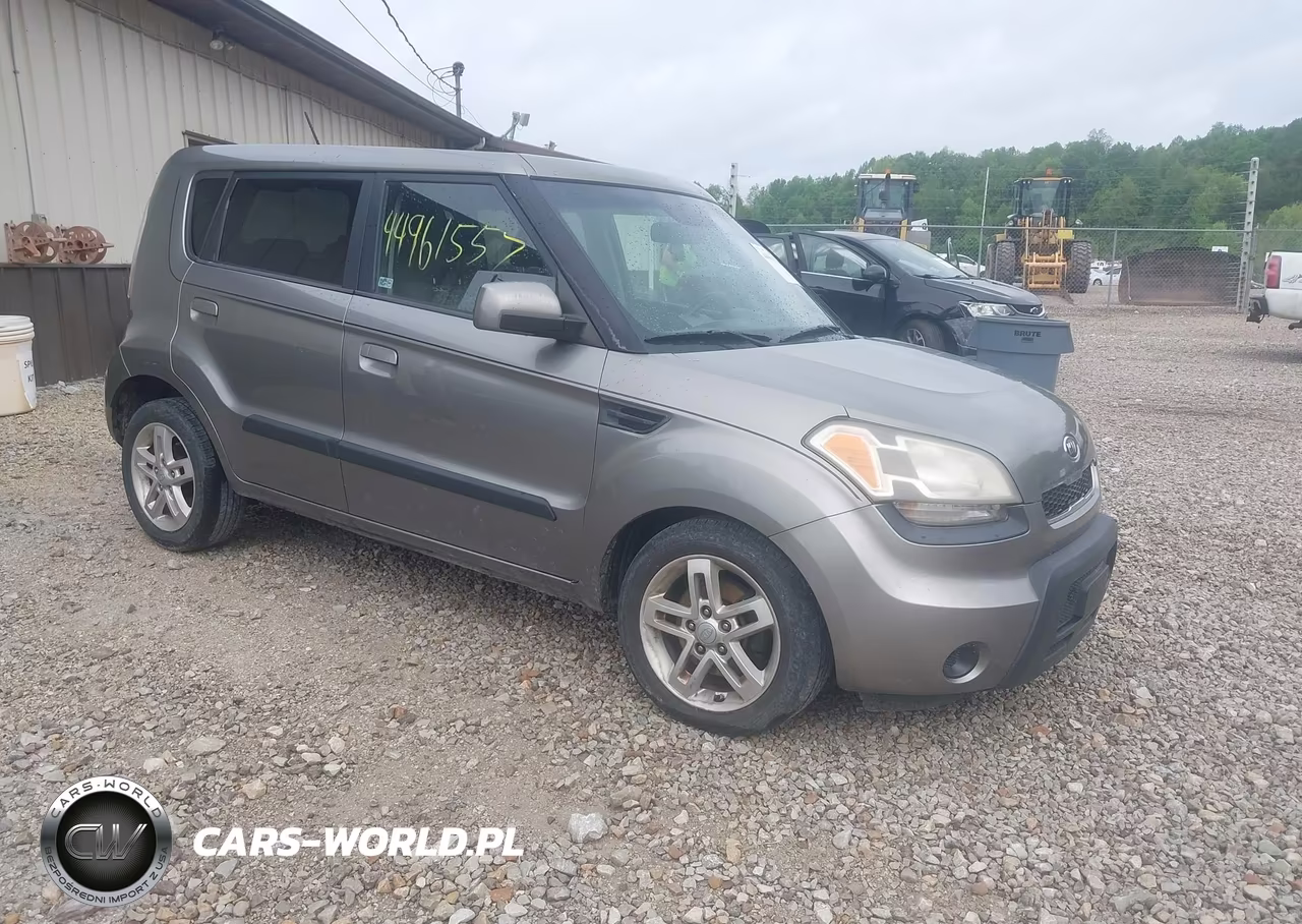 2010 Kia Soul +