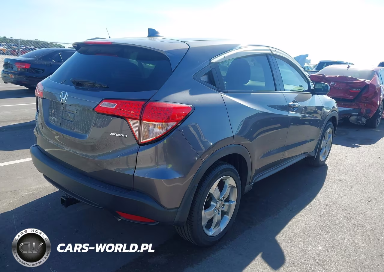 2017 Honda Hr-V Lx VIN:3CZRU6H30HG701524 - 4