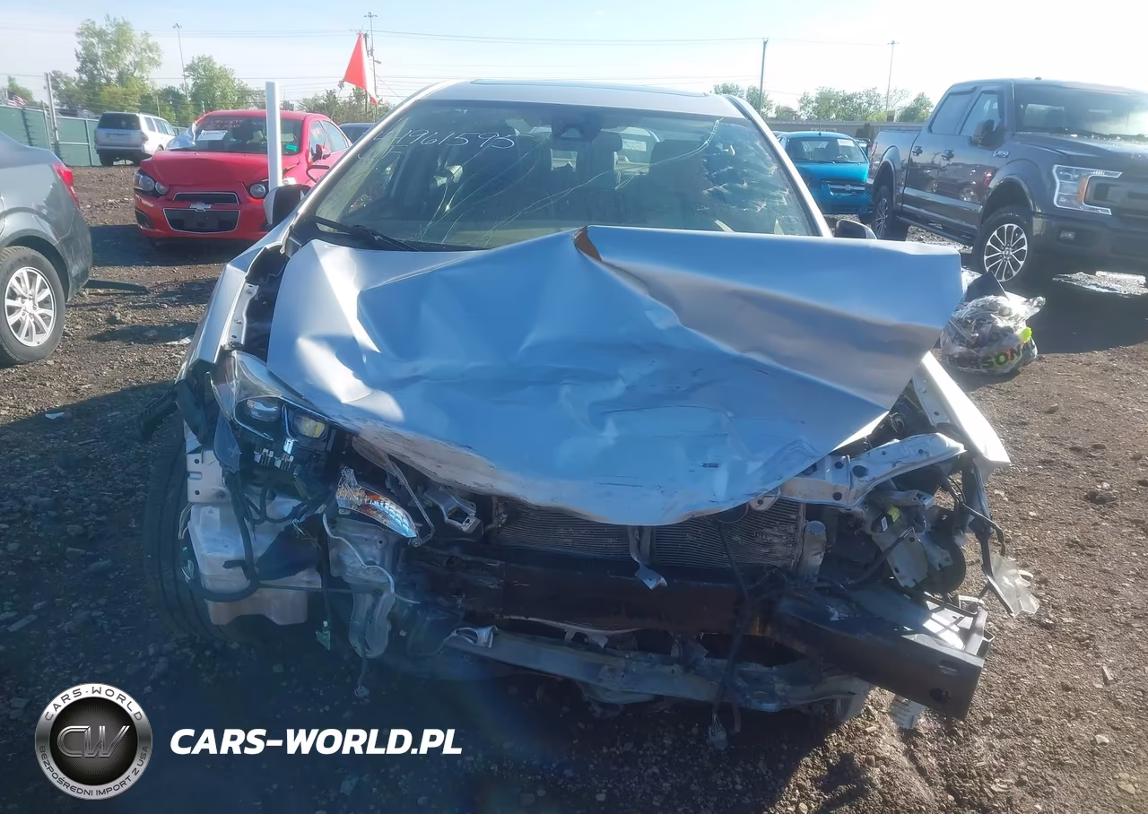 2018 Toyota Corolla Se VIN:2T1BURHE0JC997350 - 12
