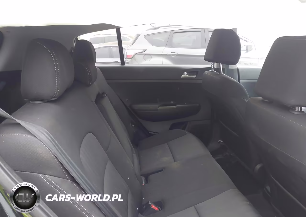 2021 Kia Sportage Lx VIN:KNDPM3AC3M7914124 - 8